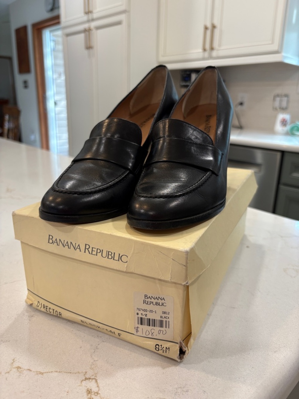 VINTAGE Banana Republic Black Leather Penny Loafer Heel 8.5 Woman’s